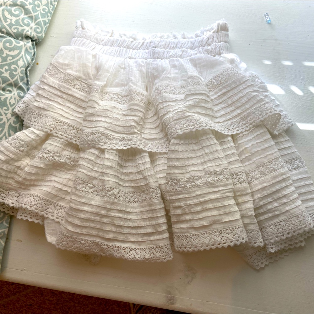 White aerie ruffle skirt